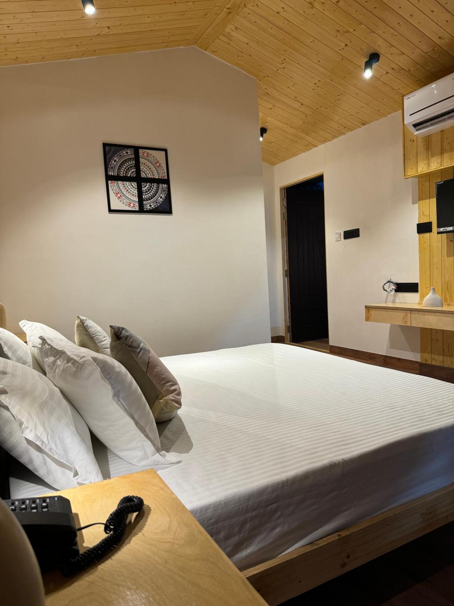 Hotel North Woods - Best Boutique Hotel In Haldwani Nainital Exterior photo